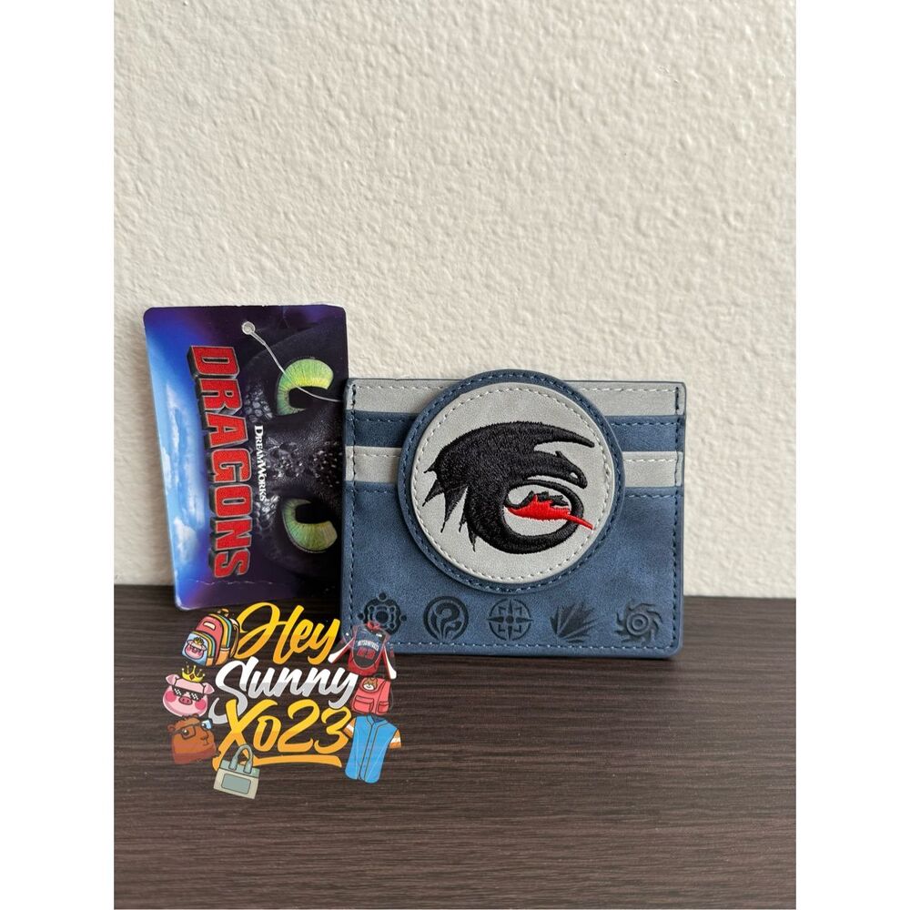 DreamWorks How To Train Your Dragon Toothless Logo Cardholder - Picture 1 of 3